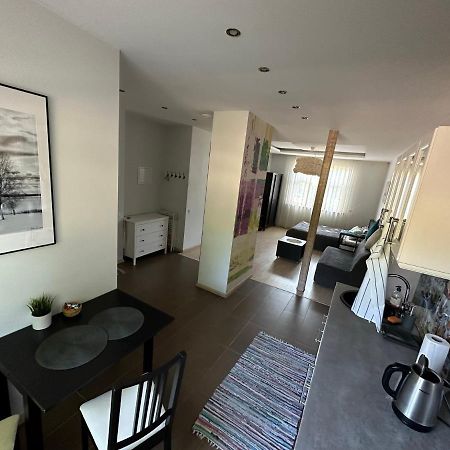 Studio Apartment In Private House Riga Eksteriør bilde