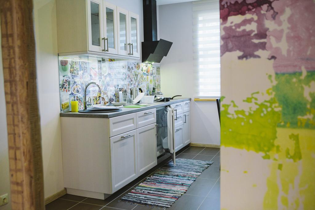Studio Apartment In Private House Riga Rom bilde